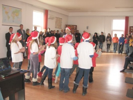 Garda de Coastă, colindată de copii, dar şi de jurnaliştii constănţeni